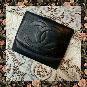 CHANEL Black Quilted Leather Wallet